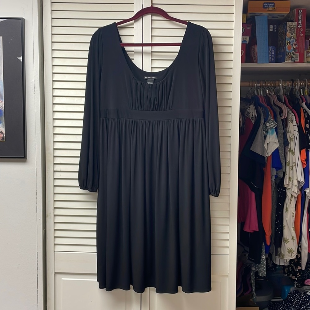 Black high waited dress